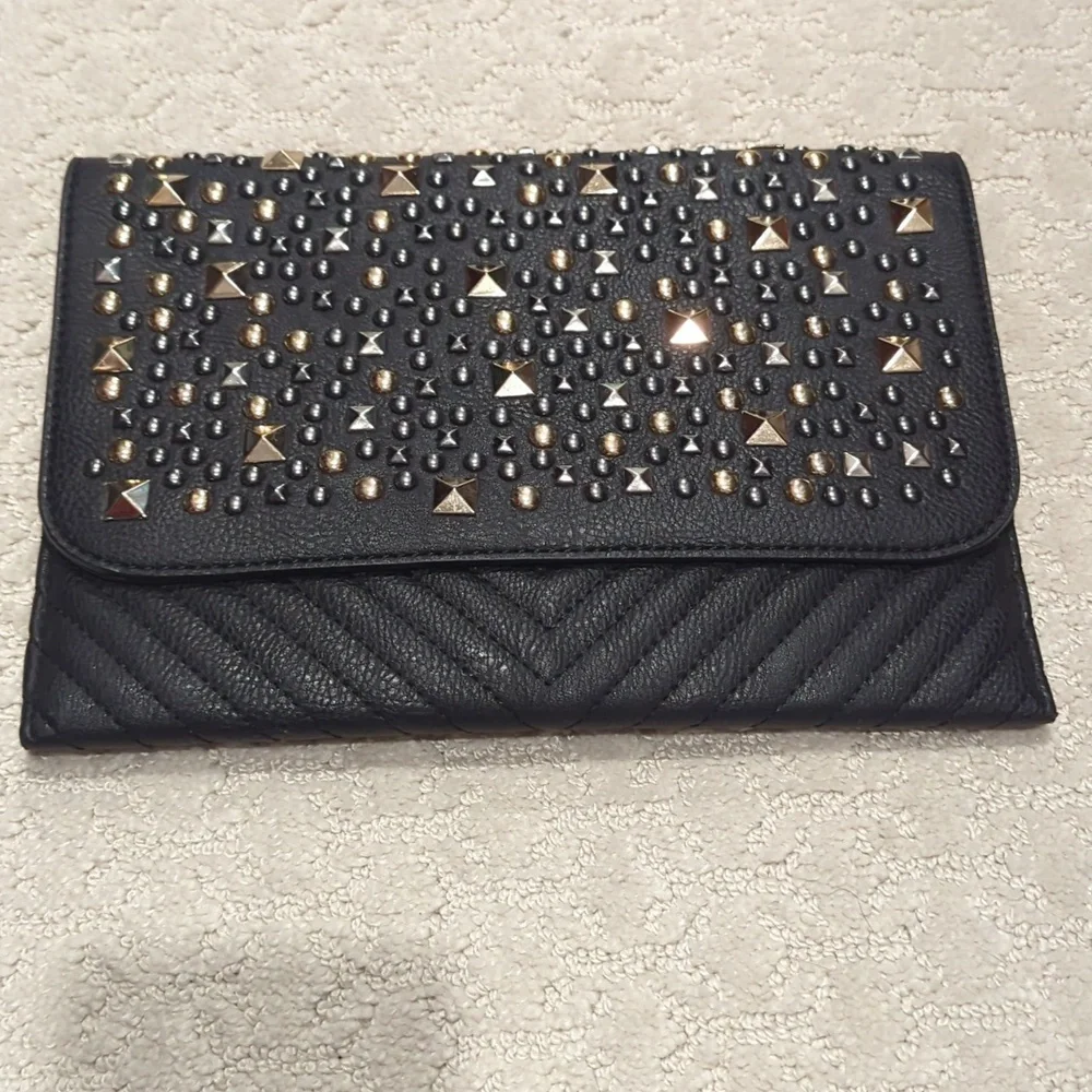 Beautiful statement bag - Picture 1 of 7